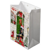 Rottweiler Dog Kerstmis Medium Cadeauzakje (Voorkant Gekanteld)