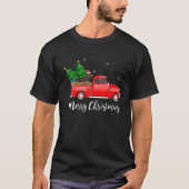 Rottweiler Dog Riding Red Truck Kerstmis T-shirt (Voorkant)