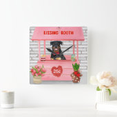 Rottweiler Dog Valentijnsdag Kissing Booth Vierkante Klok (Huis)