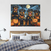 Rottweiler Halloween Griezelen Canvas Afdruk (Insitu (Slaapkamer))