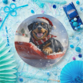 Rottweiler Hond in Sledge Laat het Sneeuw Kerstmis Papieren Bordje (Feest)