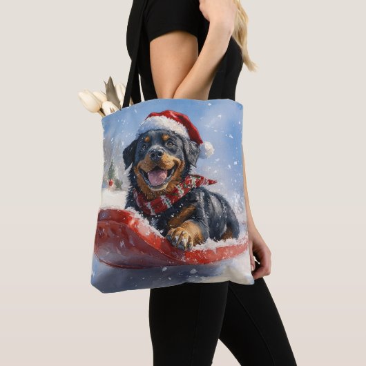 Rottweiler Hond in Sledge Laat het Sneeuw Kerstmis Tote Bag (Dichtbij)