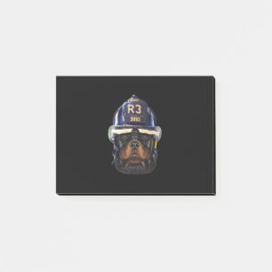 rottweiler hond met brandweerhelmpremie post-it® notes