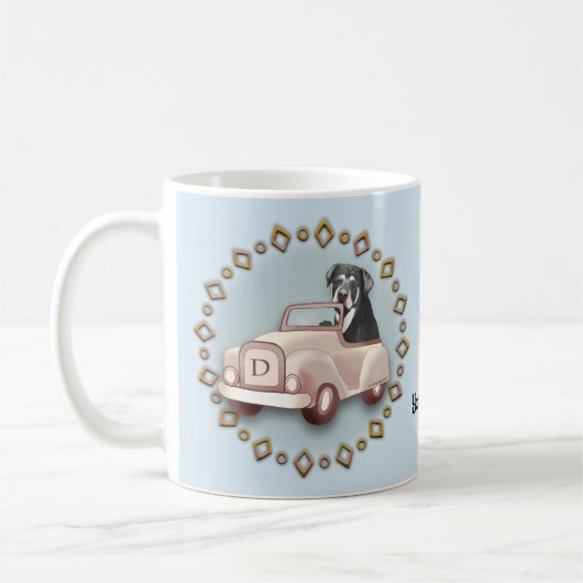 Rottweiler-hond rijdt in auto mok (Links)