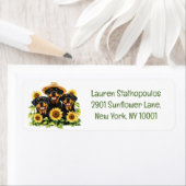 Rottweiler honden omringd door zonnebloemen etiket (Insitu)