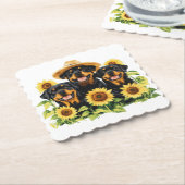 Rottweiler honden omringd door zonnebloemen kartonnen onderzetters (Gebogen)