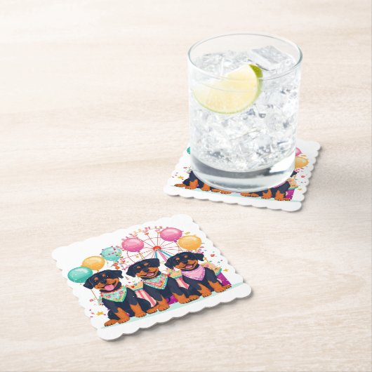 Rottweiler honden tijdens carnaval kartonnen onderzetters (Insitu)