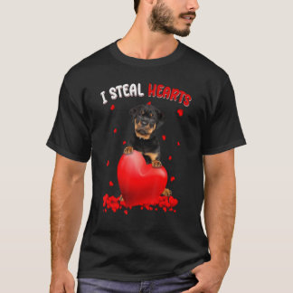 Rottweiler I Steal Hearts Cute Dog Hug Heart Valen T-shirt