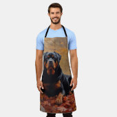 Rottweiler in herfstbladeren val inspireert schort (Gedragen)