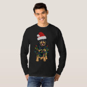 Rottweiler-kerstrottweiler in Santa Hat en L T-shirt (Voorkant volledig)