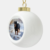 Rottweiler Laat het sneeuwen Kerstmis Keramische Bal Ornament (Rechts)