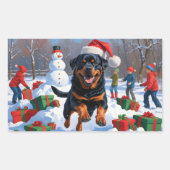 Rottweiler loopt in de sneeuw met kerst Pet Rechthoekige Sticker (Voorkant)