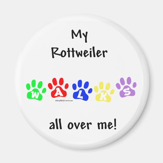 Rottweiler loopt over me heen - Magnet (Voorkant)