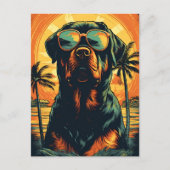 Rottweiler met zonnebril op het strand briefkaart (Voorkant)