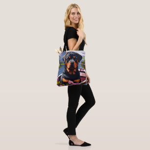 Rottweiler op een peddel: Een landschappelijk avon Tote Bag