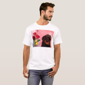 Rottweiler Puppy met Rode en Gele Bloemen T-shirt (Voorkant volledig)