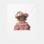 Rottweiler Puppy Verkleed als een roze heks - Scha Fleece Deken (Voorkant)