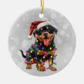 Rottweiler Puppy Verpakt in Kerstverlichting Keramisch Ornament (Voorkant)