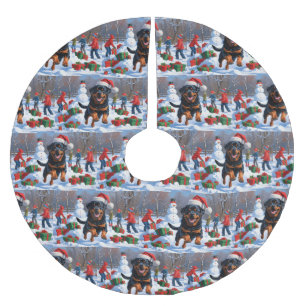 Rottweiler Rent in de Sneeuw met Kerstmuts Kerstboom Rok