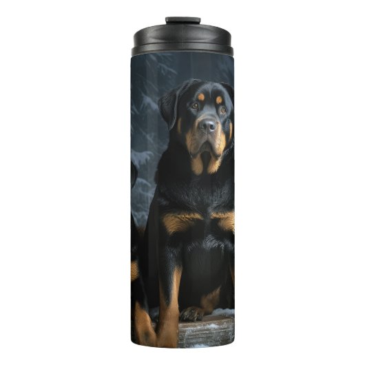 Rottweiler Snowy Sleigh Kerst Decor Thermosbeker (Voorkant)