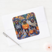 Rottweiler Trick-or-Treating In Halloween Costumes Vierkante Sticker (Envelop)