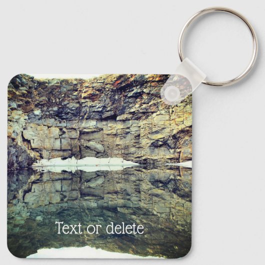 Rotwand waterreflectie op maat sleutelhanger (Achterkant)