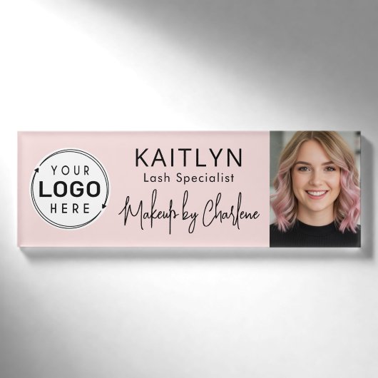 Rouge Roze Script Logo Foto Make-up Naambadge (Voorkant)