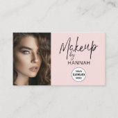 Rouge Roze Script Logo QR Code Foto Make-up Visitekaartje (Voorkant)