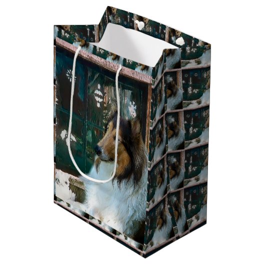 Rough Collie Kerstmis Medium Cadeauzakje (Voorkant Gekanteld)