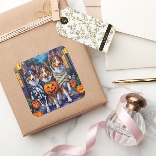 Rough Collie Trick-or-Treating Halloween Costumes Vierkante Sticker (Geschenken)