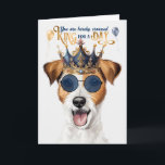 Rough Jack Russell Dog King for Day Funny Birthday Kaart<br><div class="desc">Een schattige waterverf van een ruw gecoate Jack Russell Terrier in een regale kroon en bijpassende blauwe zonnebril die paren met een grappig verjaardagsbericht dat geschikt is voor een koning.</div>