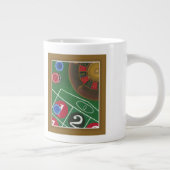 Roulette-tabel met chips en wiel grote koffiekop (Rechts)