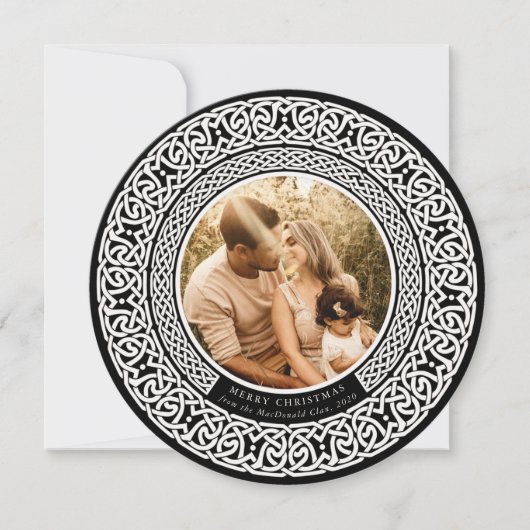 Round Black + Off White Celtic Holiday Photo Card Feestdagenkaart (Voorkant)