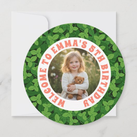 Round Custom Photo & Leaf Birthday Invitation Feestdagenkaart (Voorkant)