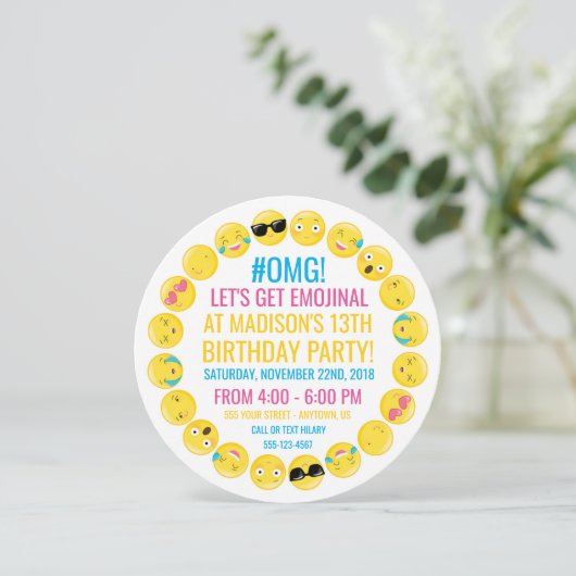 Round Emoji Birthday Party Invitation Kaart (Staand voorkant)