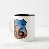 route 66 berg tweekleurige koffiemok (Voorkant links)
