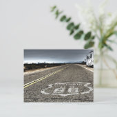 Route 66 in het dessert briefkaart (Staand voorkant)