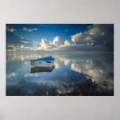 Row Boat op het water Poster (Voorkant)