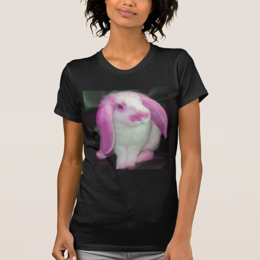 Roxykonijn in roze t-shirt (Voorkant)