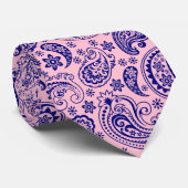 Royal blauw en pastel roze paisley patroon stropdas (Opgerold)