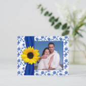 Royal Blauw Geel Damast Zonnebloem Save the Date Aankondigingskaart (Staand voorkant)