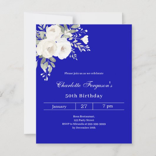 Royal blauwe witte bloemen verjaardagsuitnodiging (Voorkant)