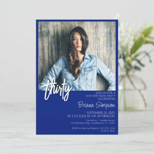 Royal Blue 30e verjaardag foto uitnodiging (Staand voorkant)