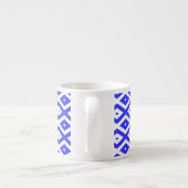 Royal blue and white diamond pattern espresso kop (Achterkant)