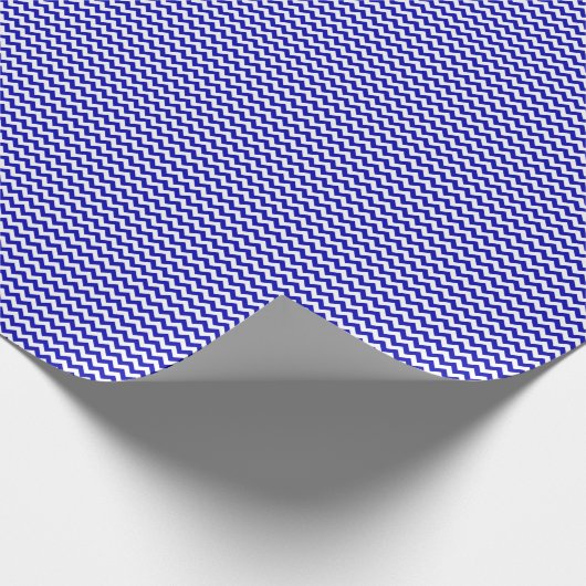 Royal Blue en White Small Chevron Wrapping Paper Cadeaupapier (Hoek)