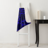 Royal Blue Floral Black Lace Sherpa Blanket Sherpa Deken (In situ)