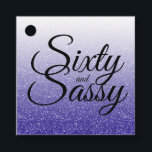 Royal Blue Glitter Ombre 60 Sassy 60th Birthday Bedankjes Labels<br><div class="desc">Vier het veranderen van 60 in stijl met dit moderne 60ste verjaardagsontwerp op een koninklijke blauwe glitter ombre achtergrond, deze chique 60ste verjaardagsgunsttags zijn perfect voor het creëren van een fantastische 60ste verjaardagsviering. De woorden zestig en sassy zijn ingesteld met behulp van modern script. Als u hulp of bijpassende producten...</div>