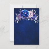 Royal Blue Lila Paarse Floral Wedding RSVP Kaart (Achterkant)