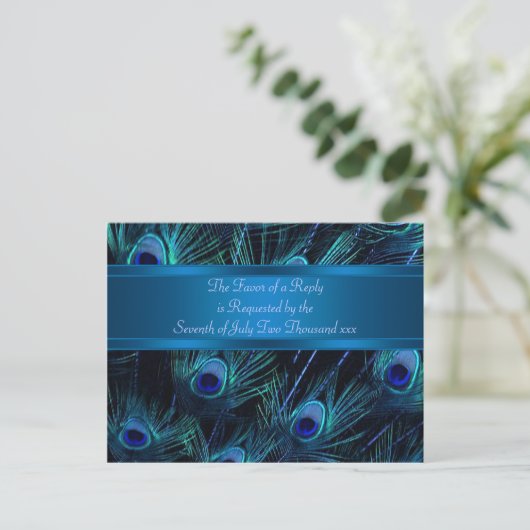 Royal Blue Paarse Peacock Feathers Wedding Uitnodiging Briefkaart (Staand voorkant)