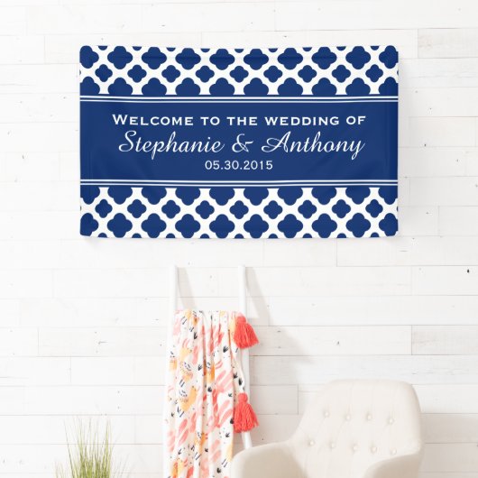 Royal Blue Quatrefoil Wedding Spandoek (Insitu)